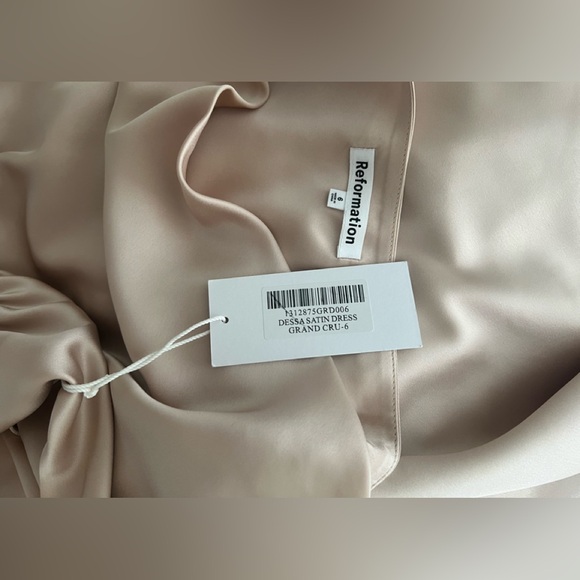 Reformation Dessa Satin Dress - Picture 4 of 4